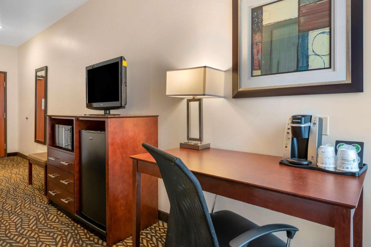 Best Western Plus Covered Bridge Inn Brazil Bagian luar foto
